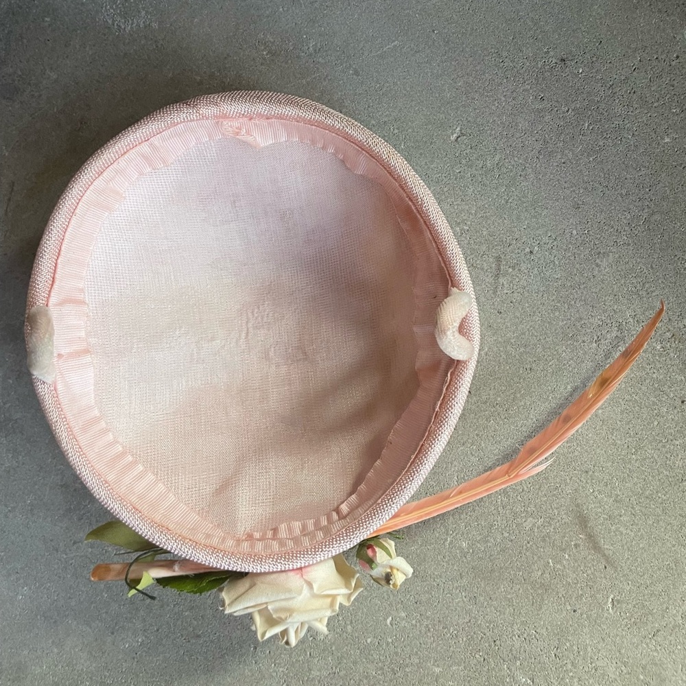 1940s Pale Pink Floral‎ Pillbox Hat - Picture 7 of 7
